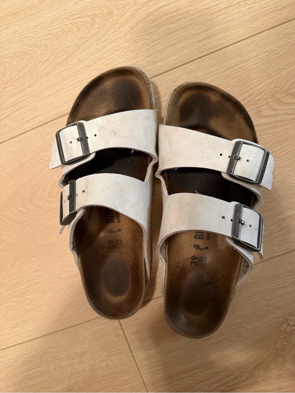 *AS IS* Birkenstock White Double Buckle Slide Sandal